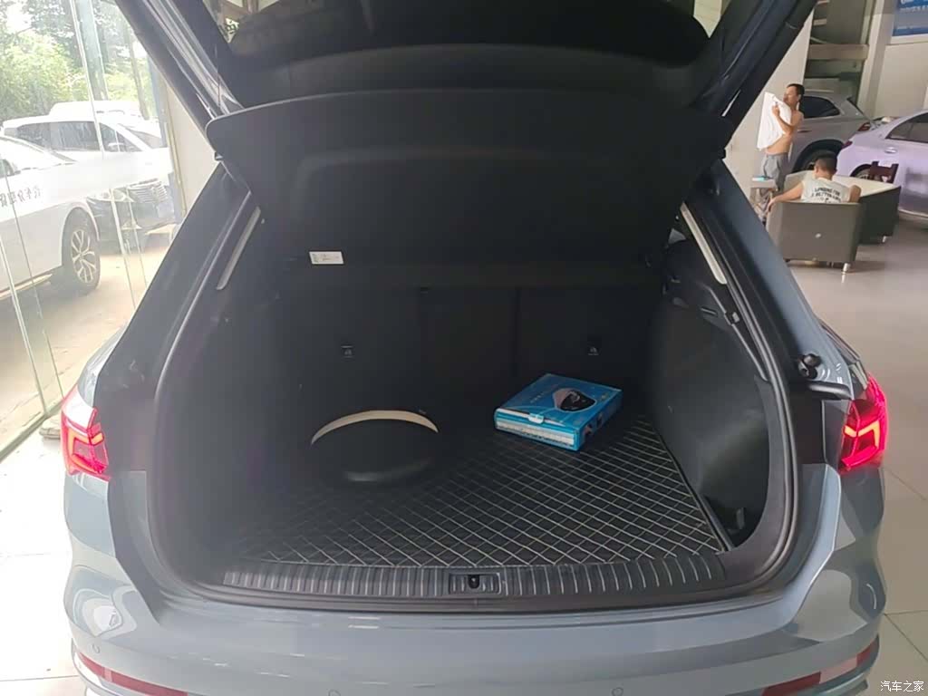 Audi Q3, 2022 19