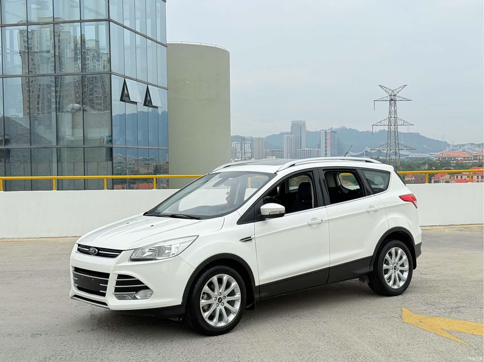 Ford Kuga, 2016 1