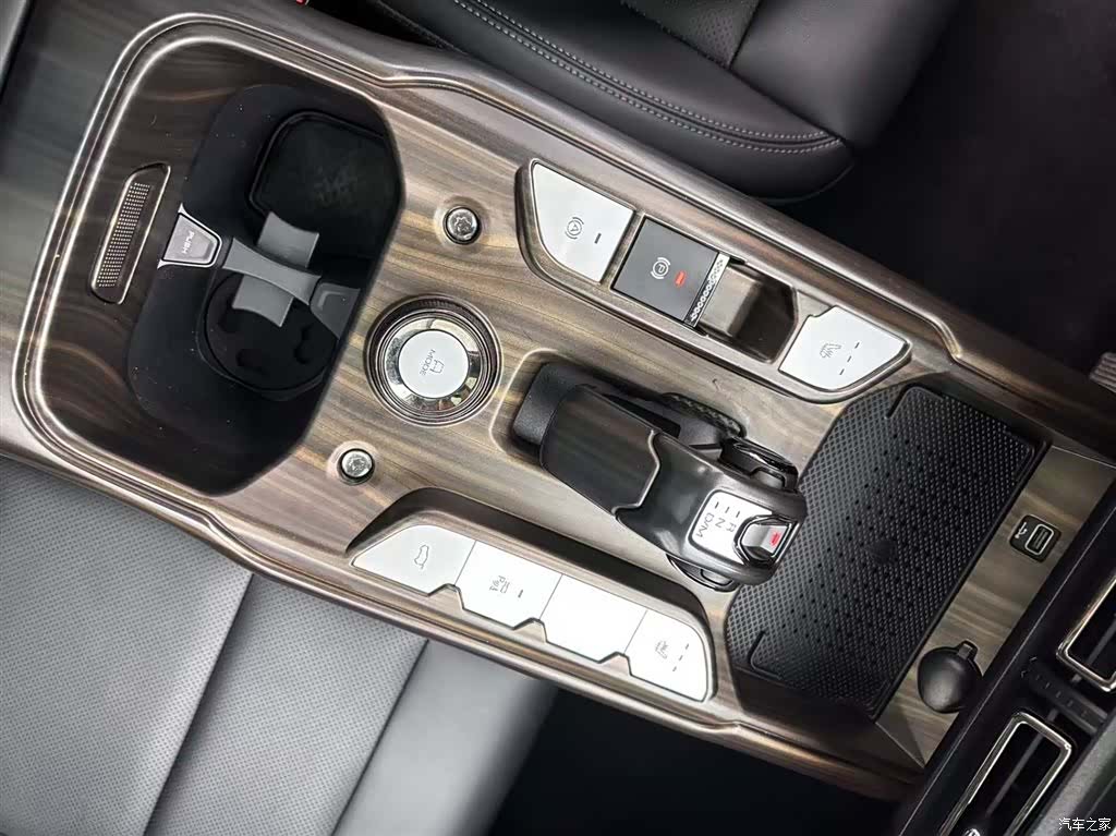 Haval Big Dog, 2023 13