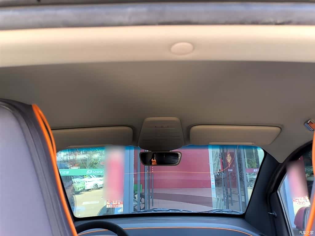 Wuling E100, 2020 18