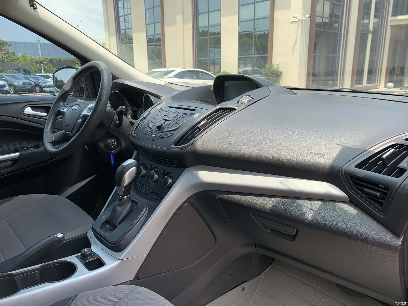 Ford Kuga, 2014 28