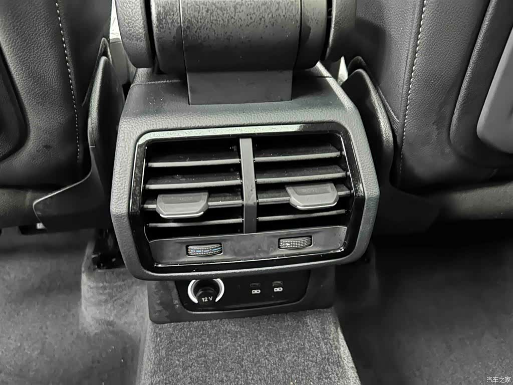 Audi Q3, 2023 15