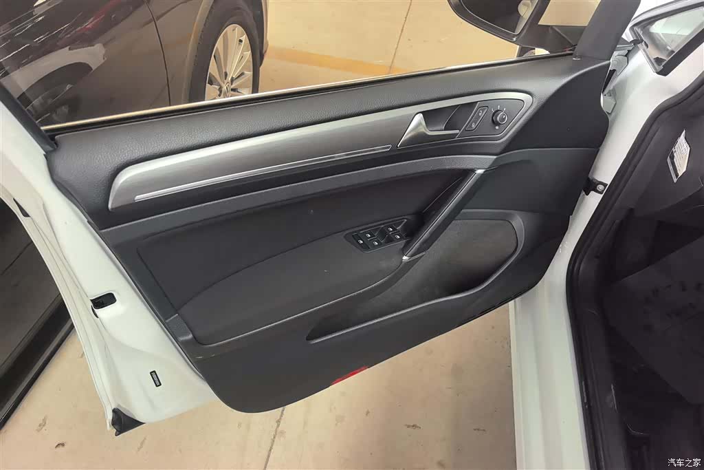Volkswagen Golf, 2016 7