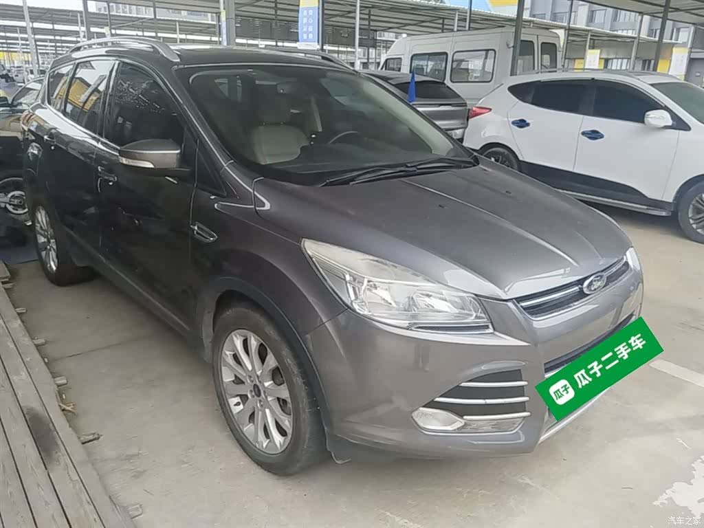 Ford Kuga, 2014 4