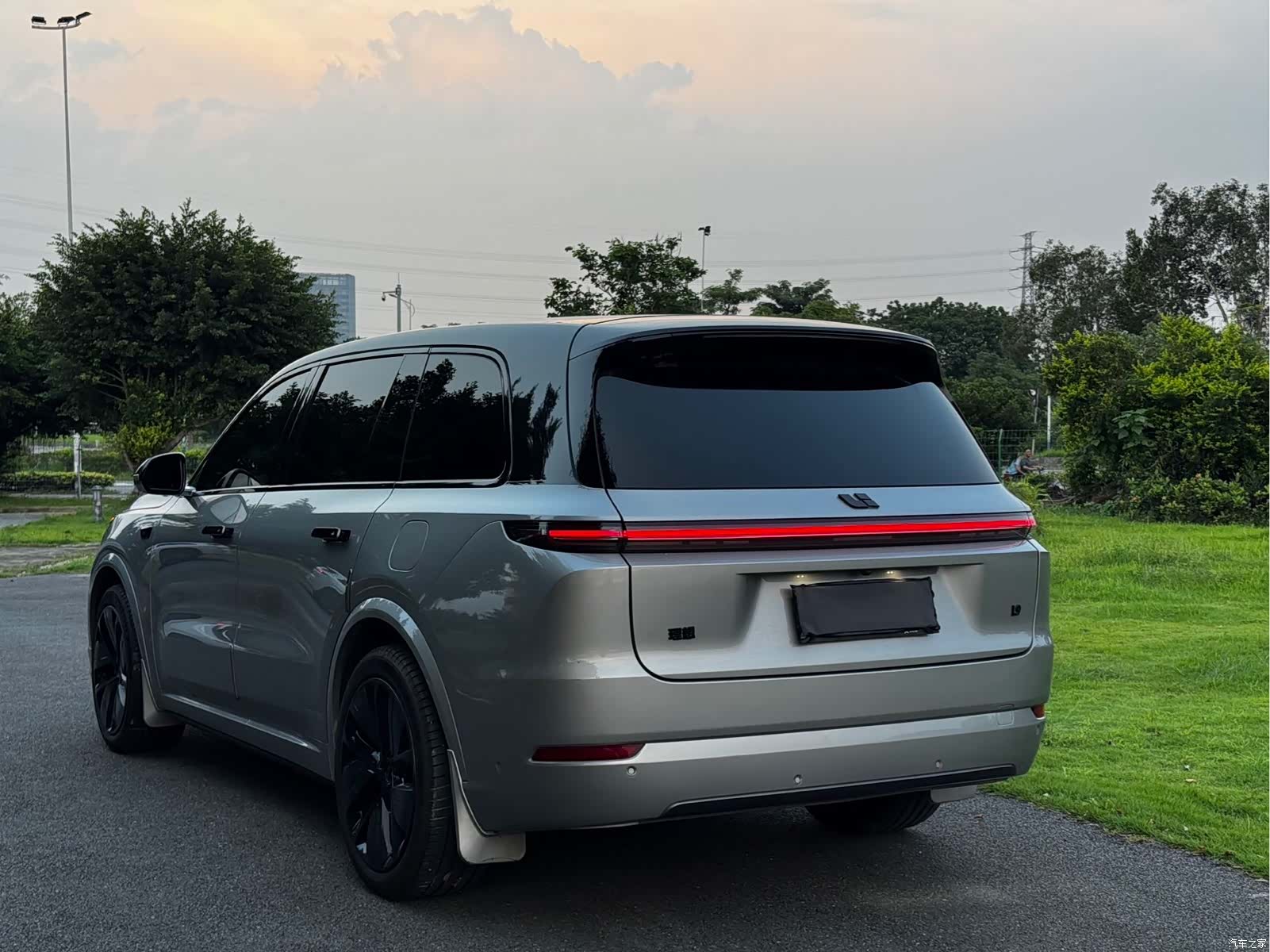 Li Auto L9, 2022 все фото