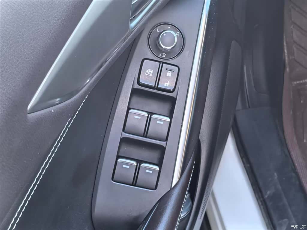Mazda CX-4, 2019 13
