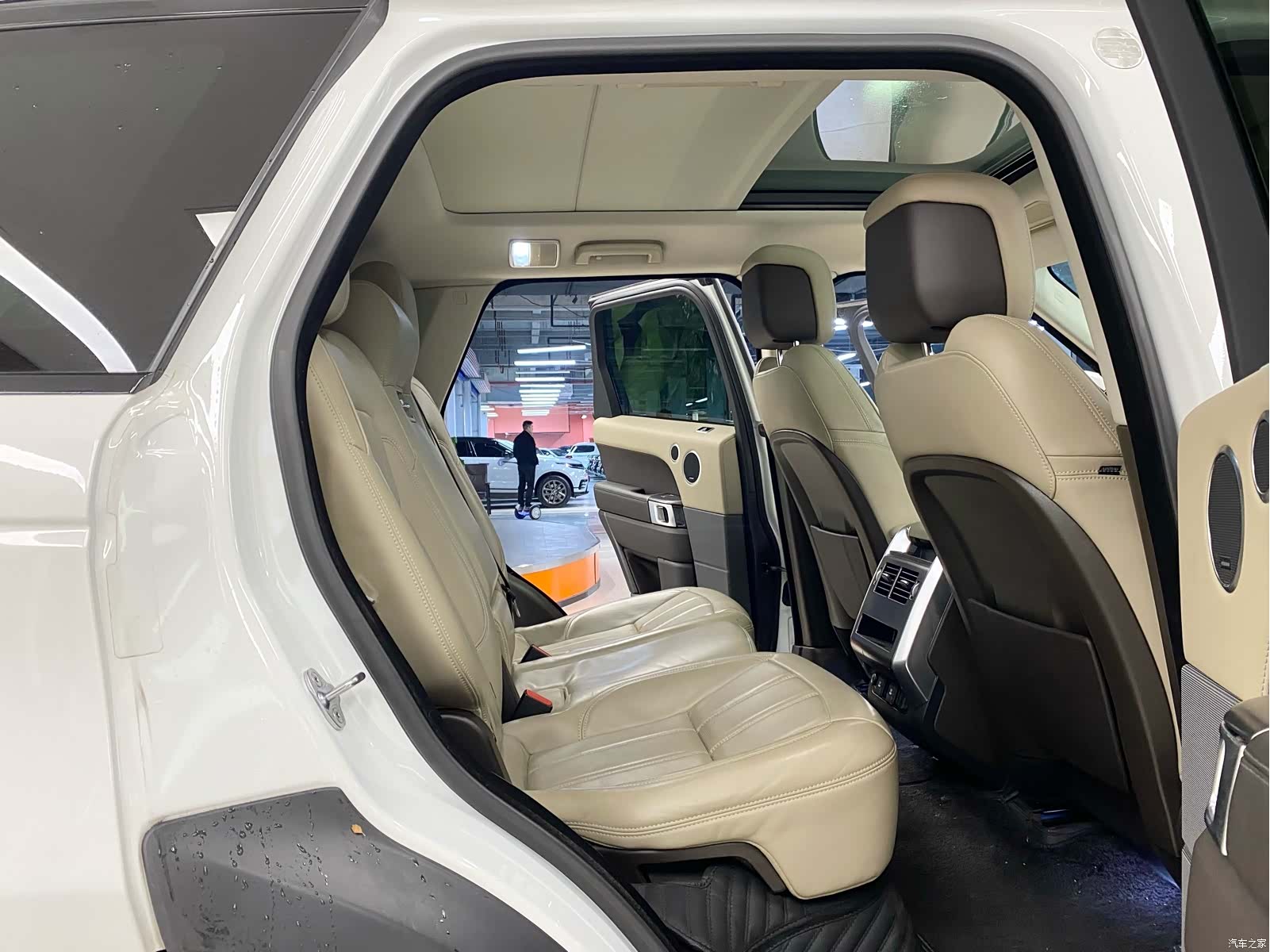 Land Rover Range Rover, 2022 12