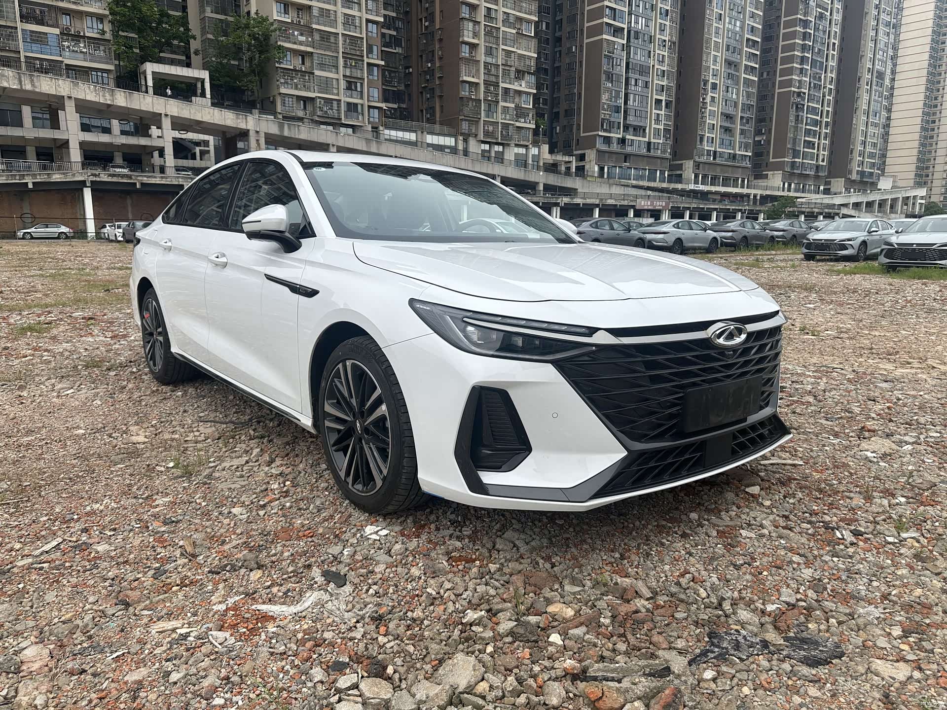 Chery Arrizo 8, 2024 3