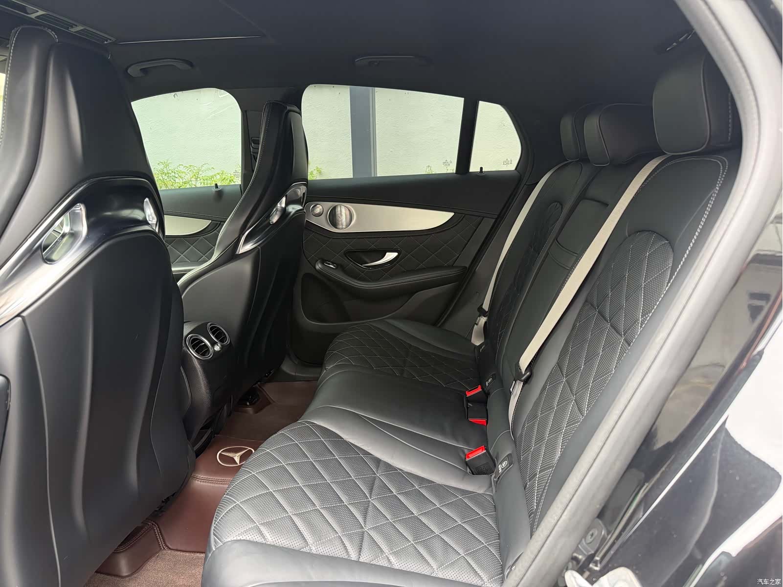Mercedes-Benz GLC, 2019 18