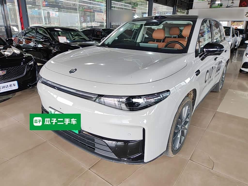 Leapmotor C10