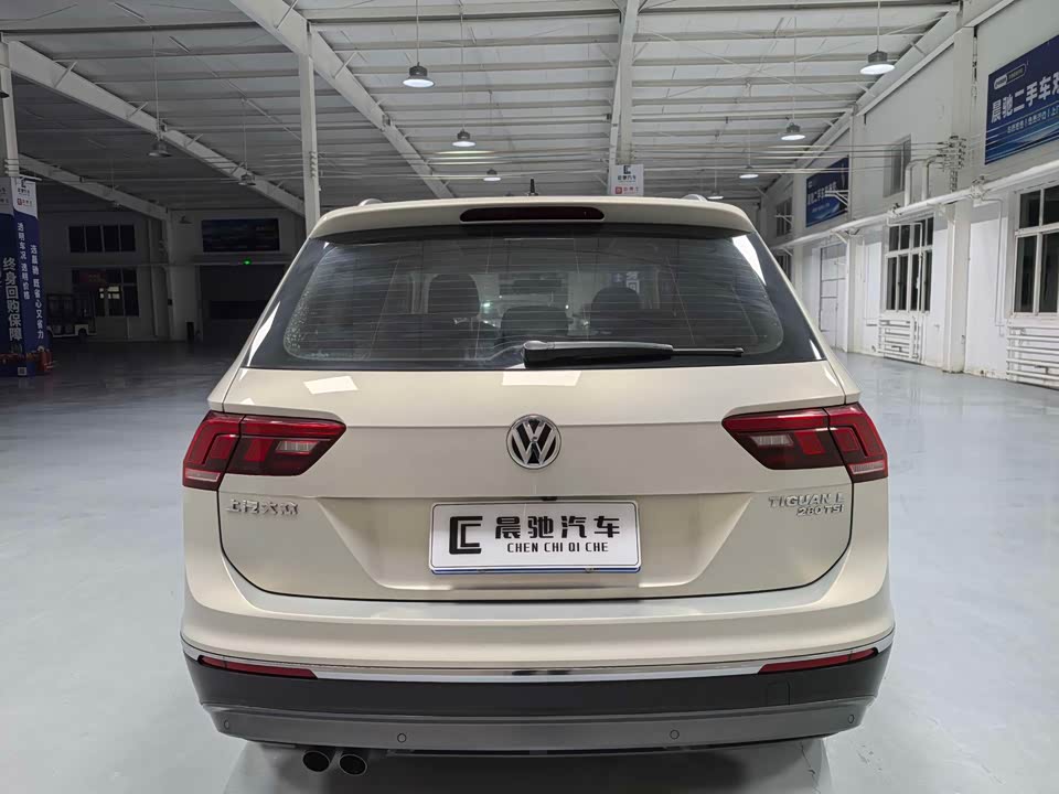 Volkswagen Tiguan L