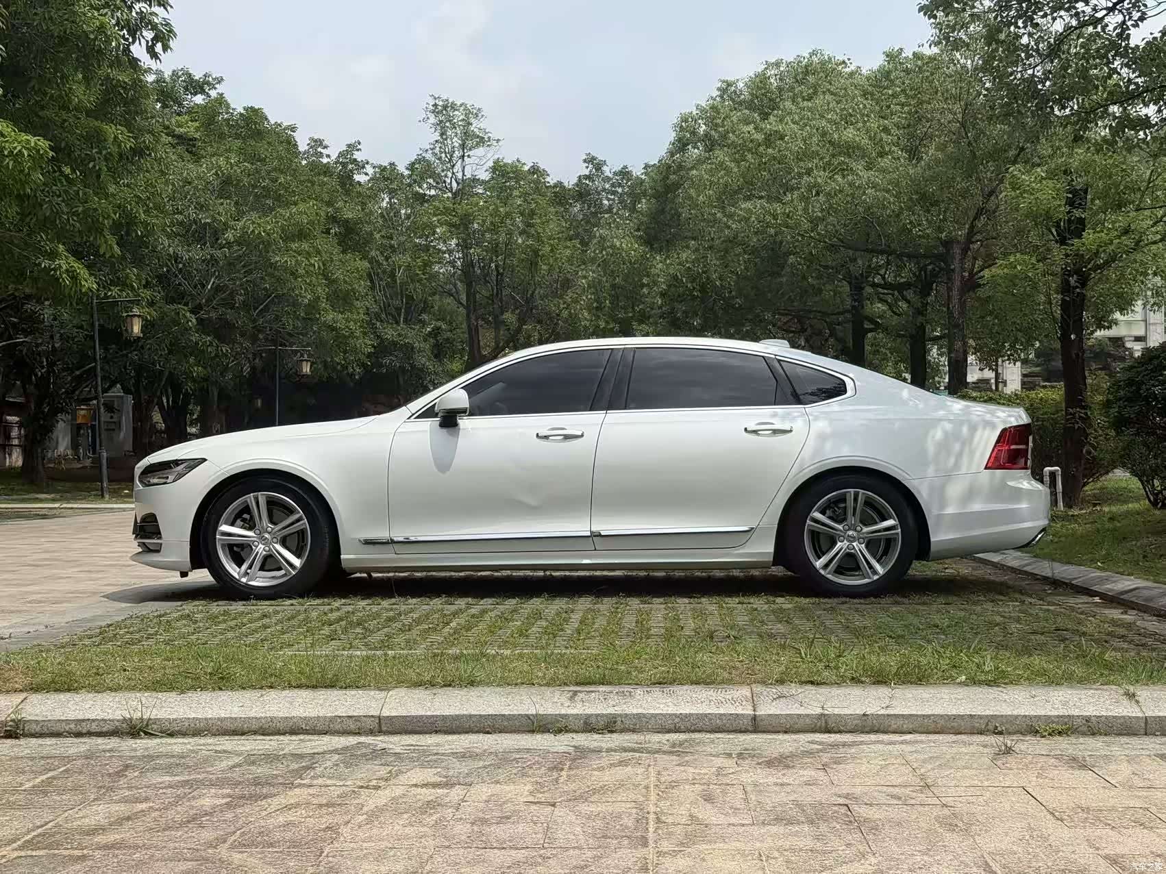 Volvo S90, 2018 16