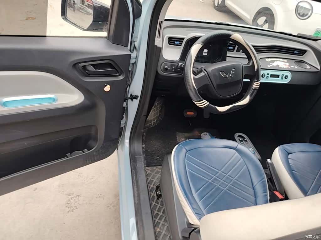 Wuling MINIEV, 2022 16