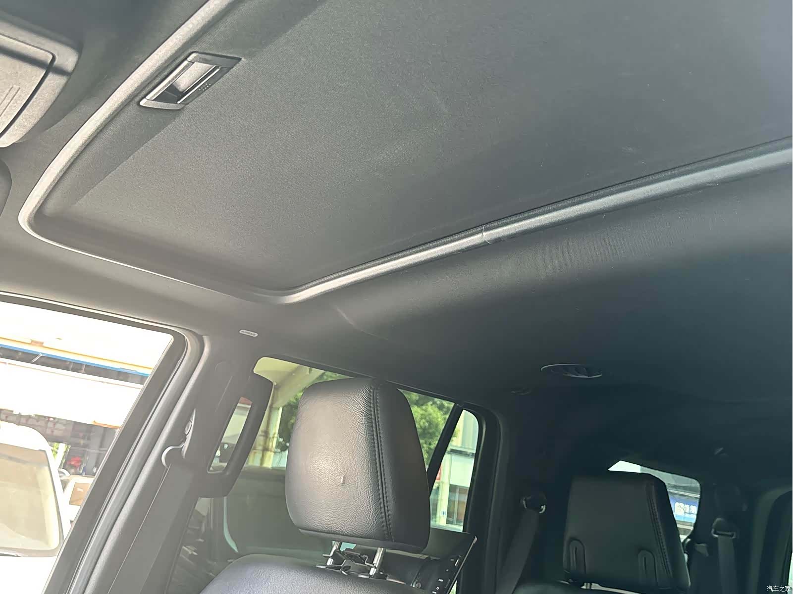 Lincoln Navigator, 2017 13