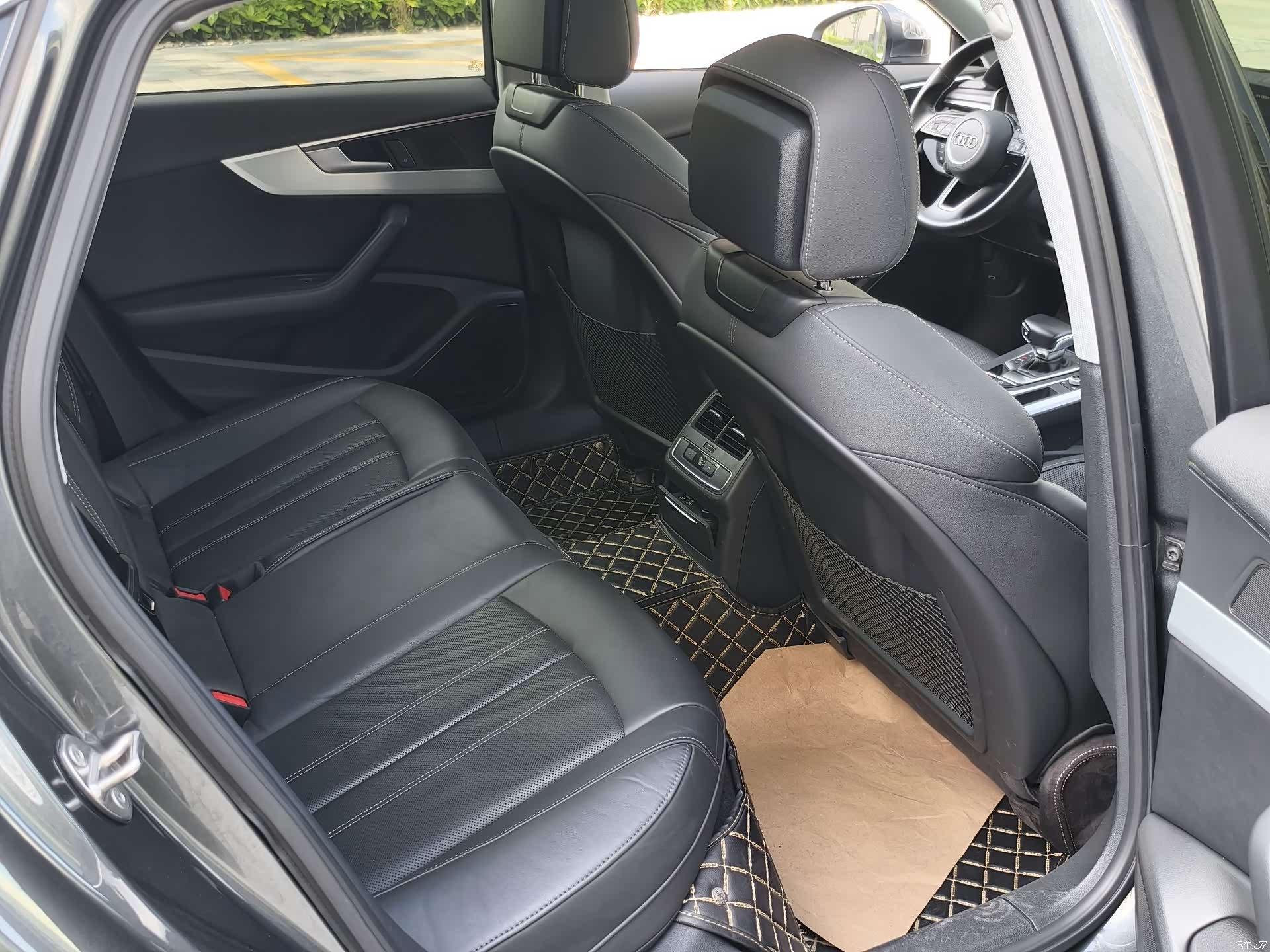 Audi A4L, 2020 13