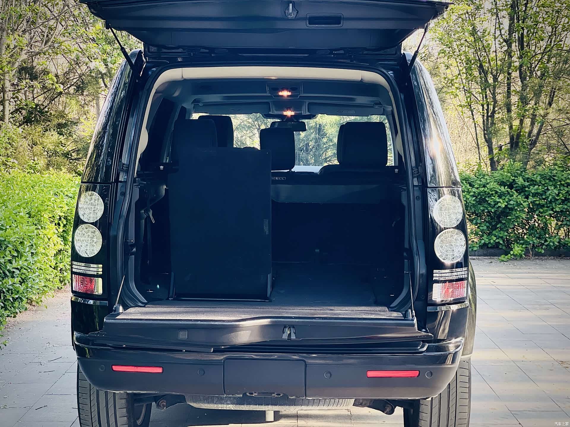 Land Rover Discovery, 2015 16