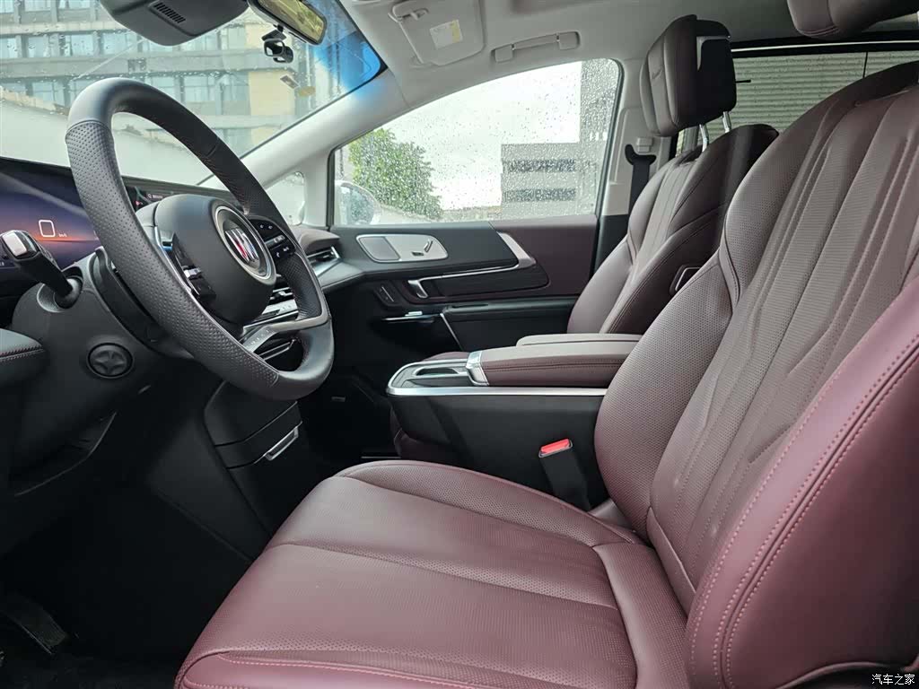 Buick Century, 2025 8