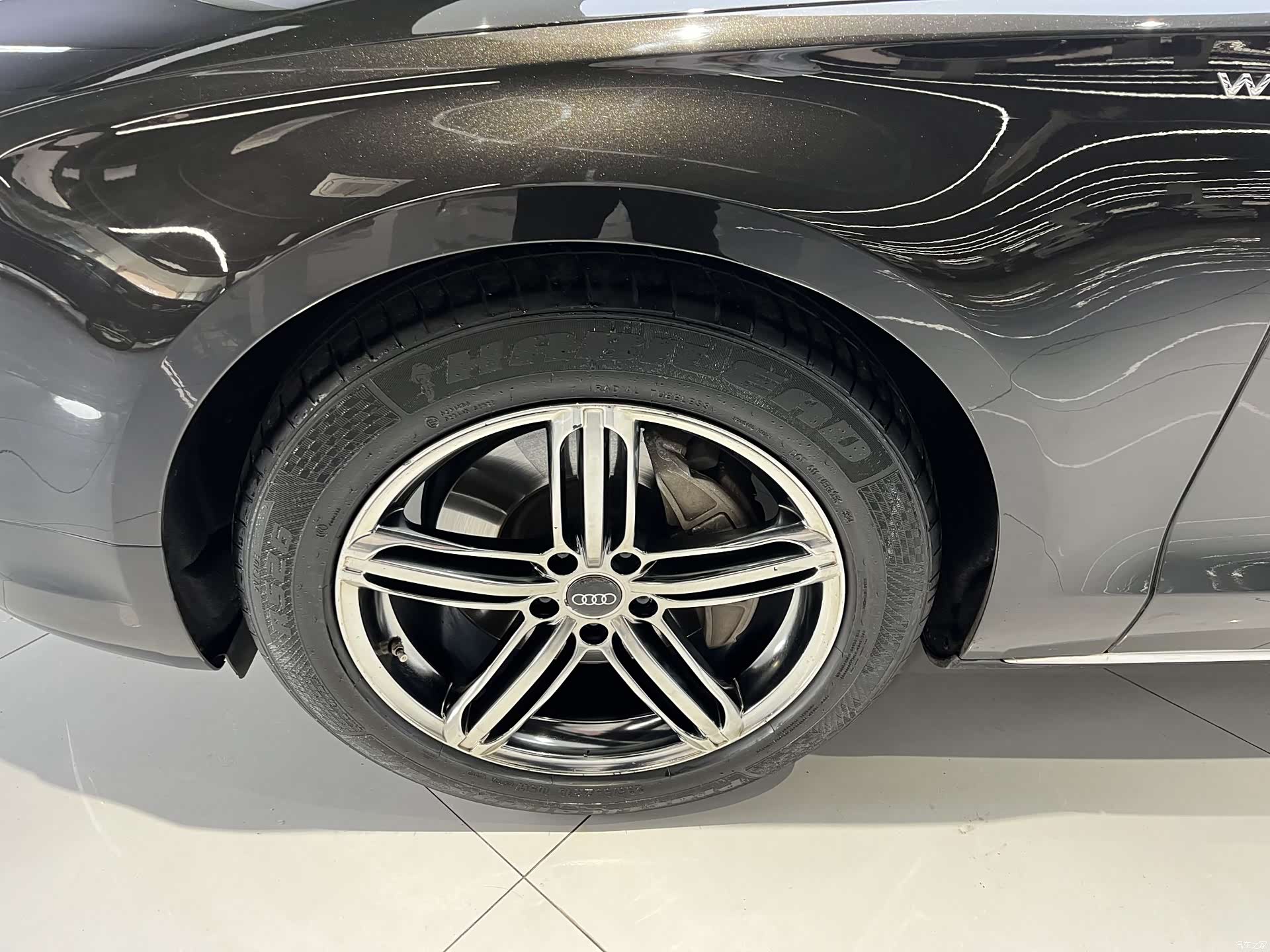 Audi A8L, 2016 13