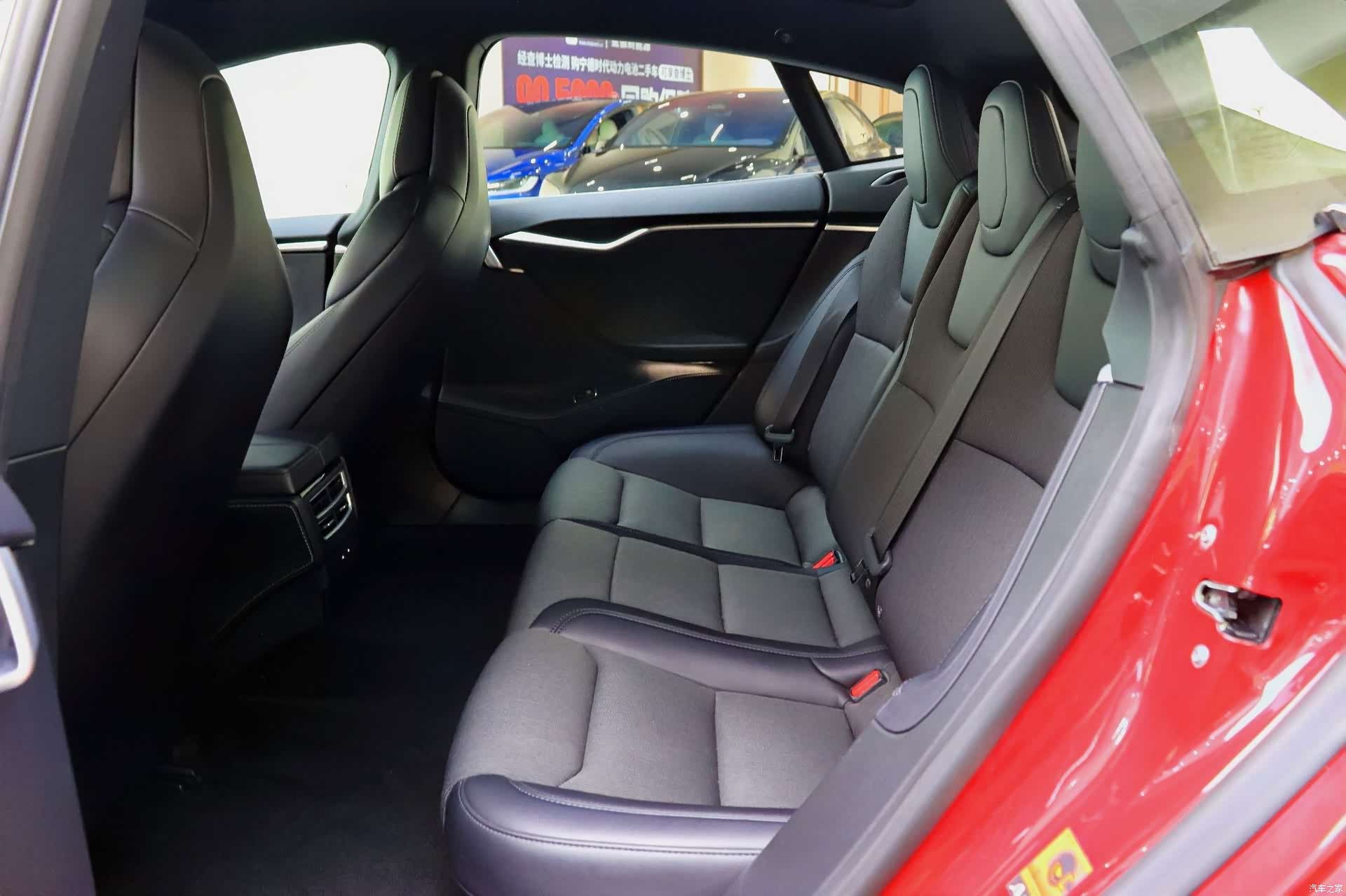 Tesla Model S, 2018 6