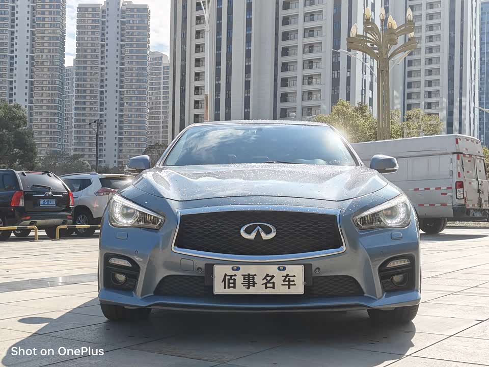 Infiniti Q50