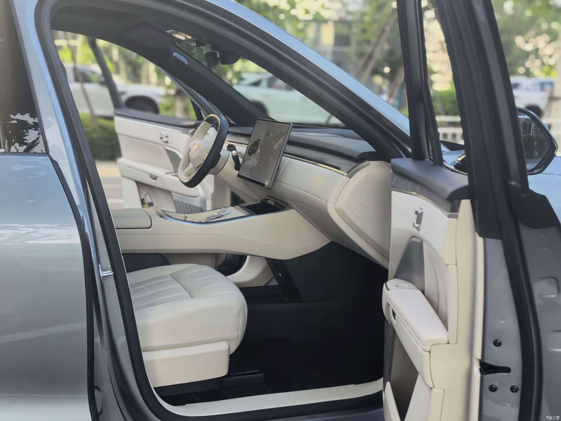 NIO L90, 2025 7