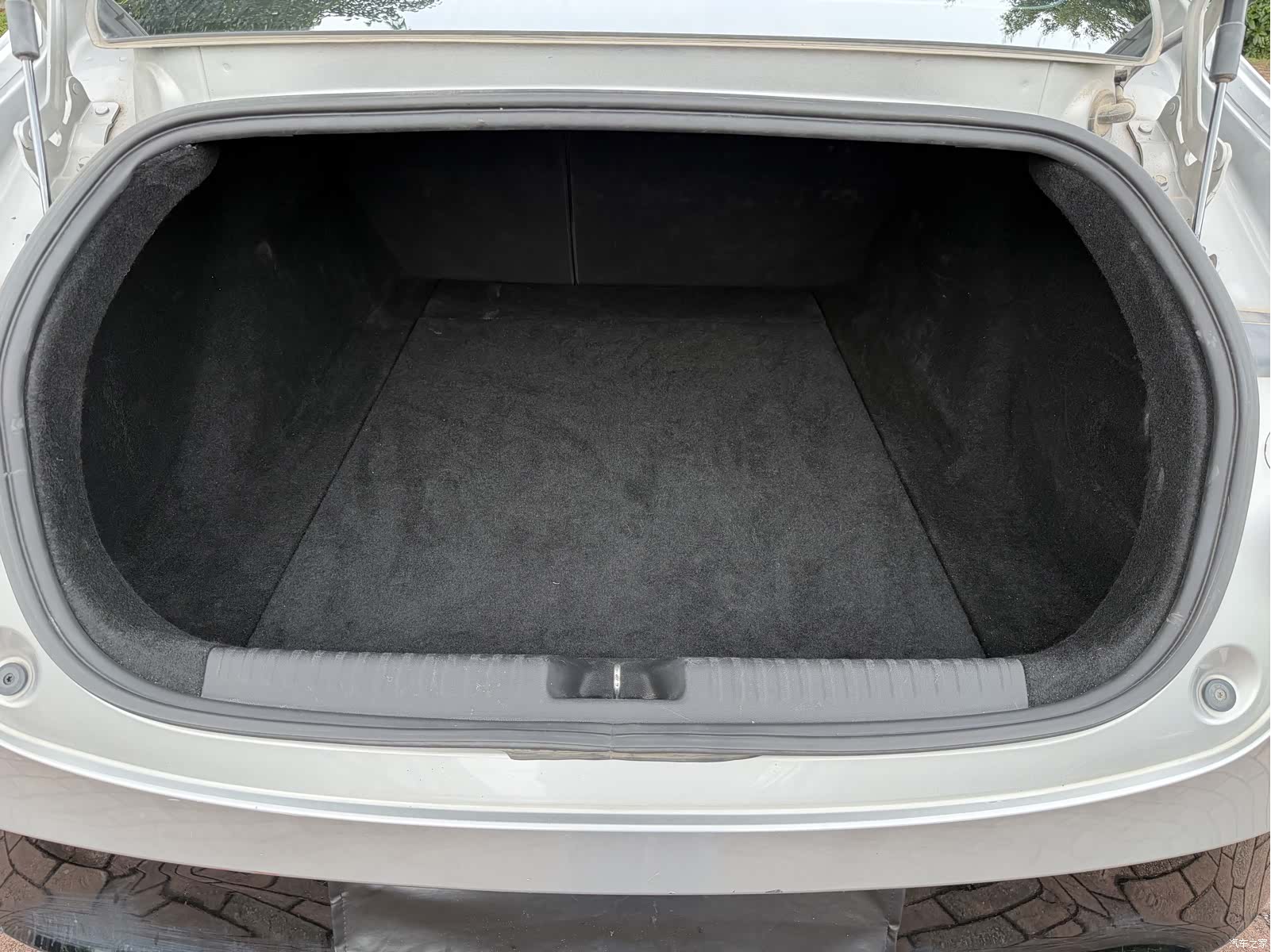 Xpeng P7, 2022 10