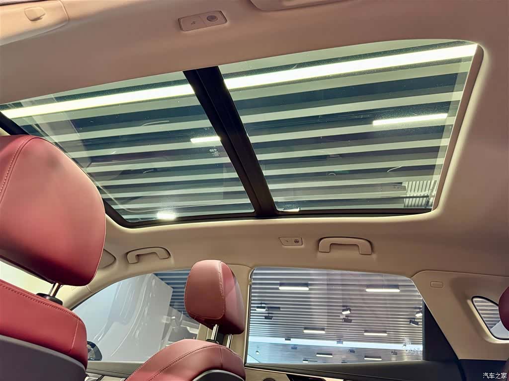 Hongqi HS5, 2024 27