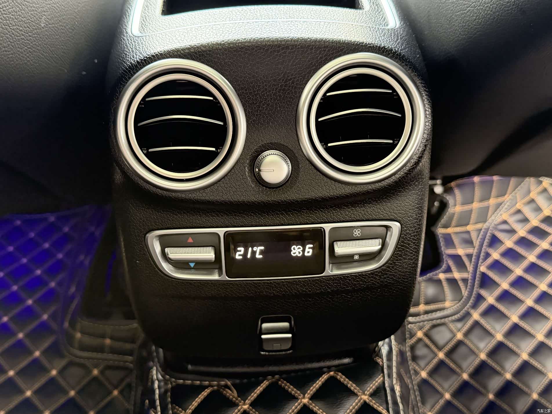 Mercedes-Benz GLC, 2022 18