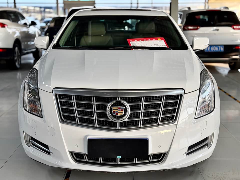 Cadillac XTS