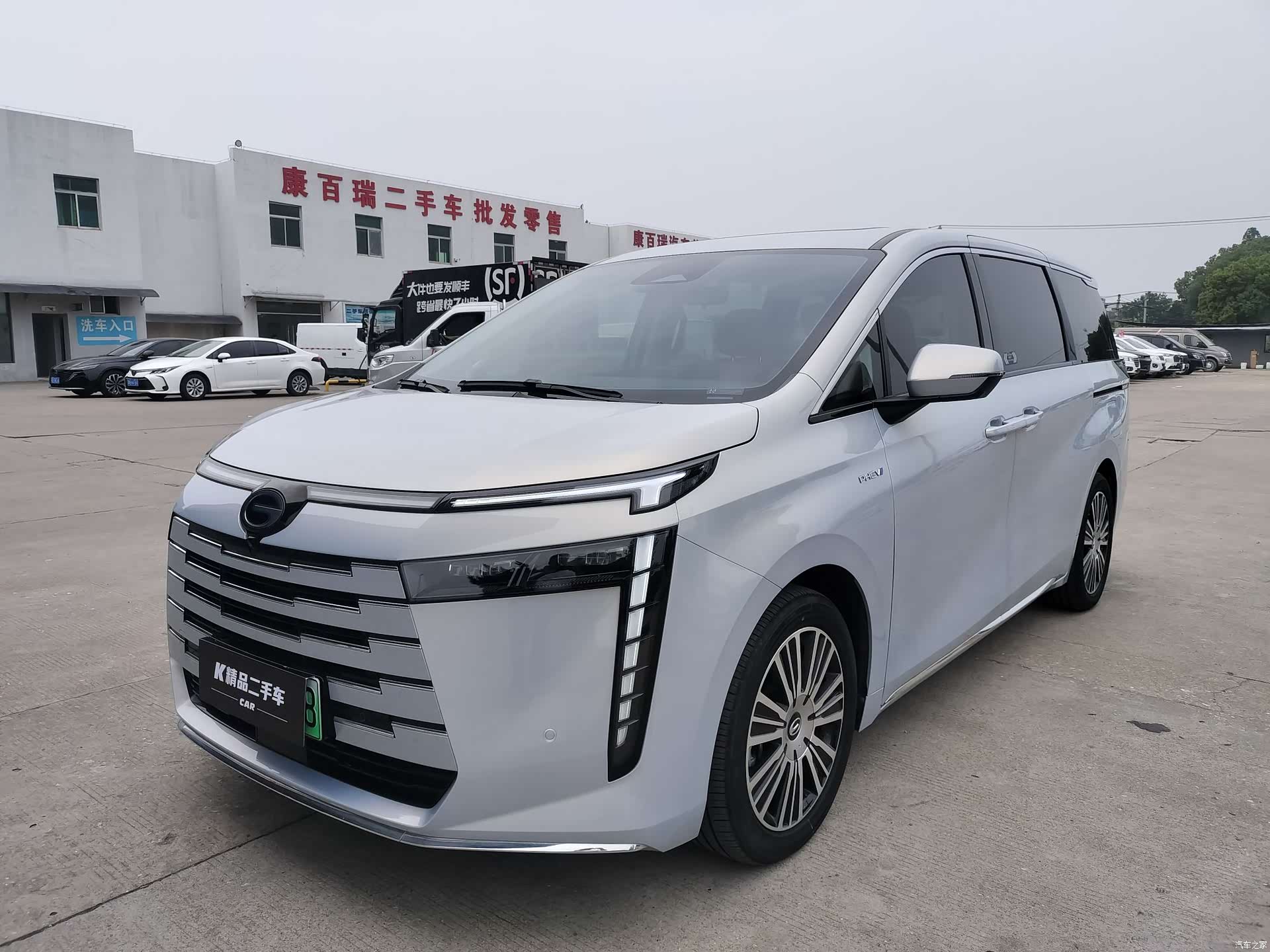 Trumpchi E8, 2024 1