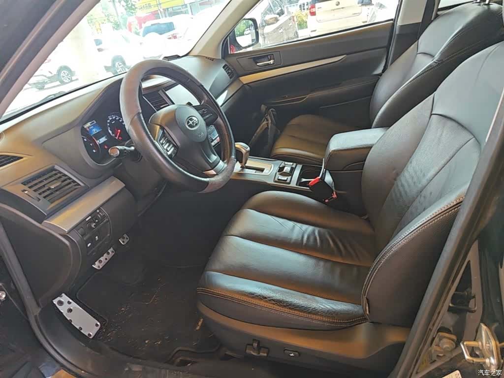 Subaru Outback, 2015 11