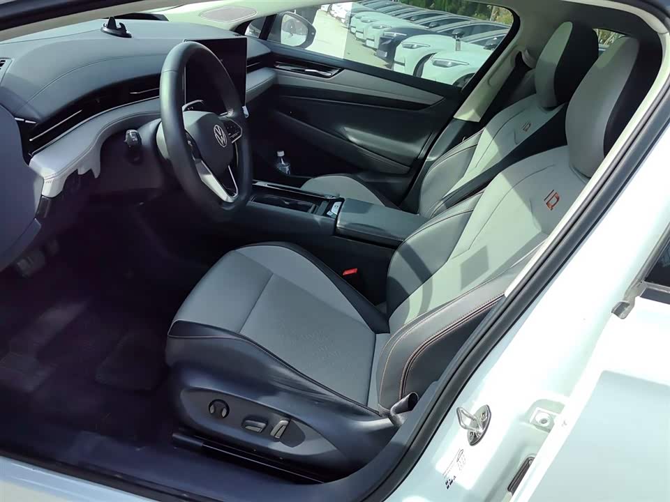 Volkswagen ID.7 VIZZION