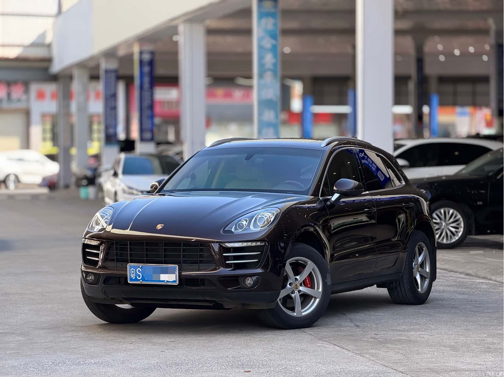 Porsche Macan, 2015 1