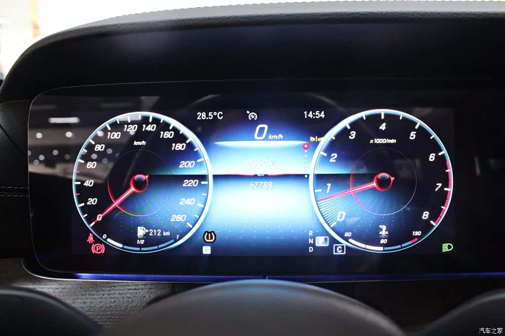 Mercedes-Benz E-Class, 2023 все фото