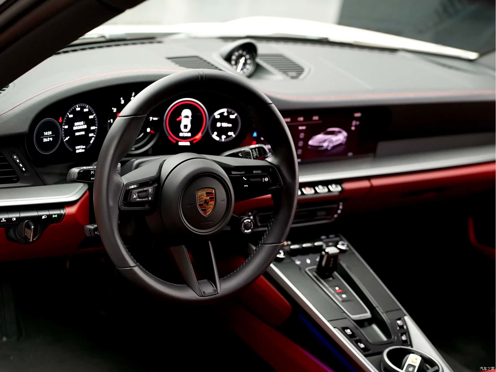 Porsche 911, 2024 10