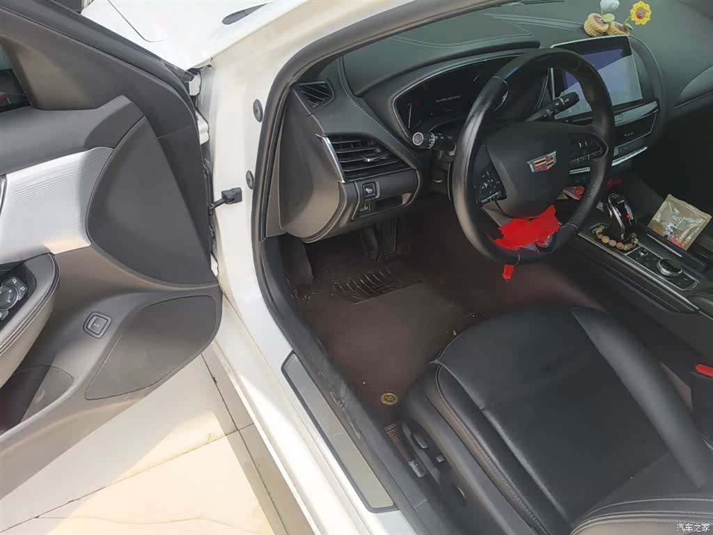 Cadillac CT5, 2022 16
