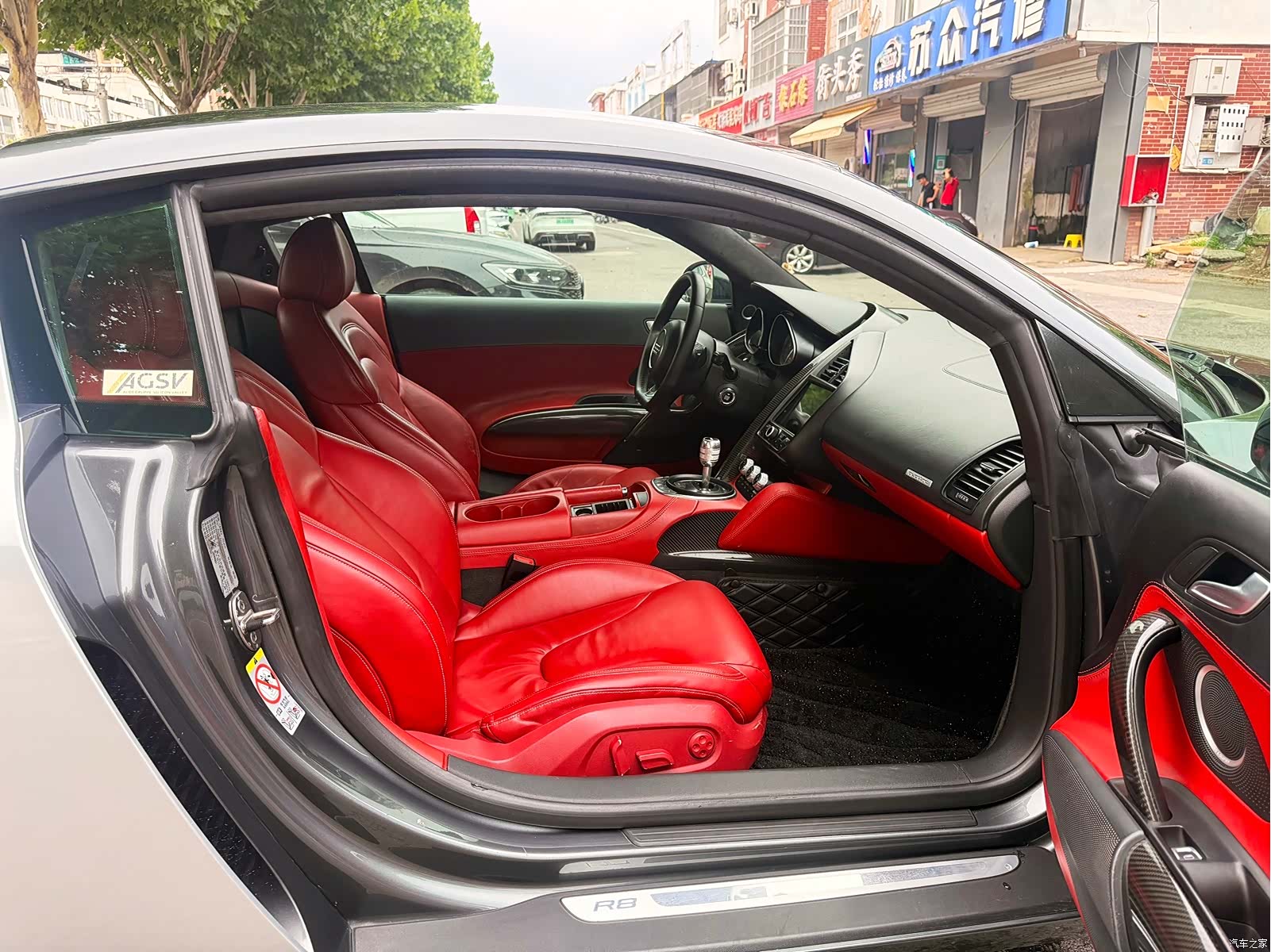 Audi TT, 2010 8