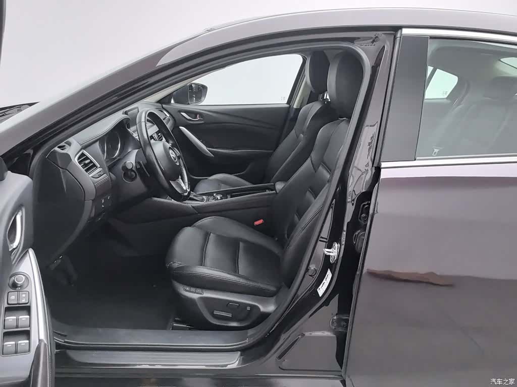 Mazda Atenza, 2017 10