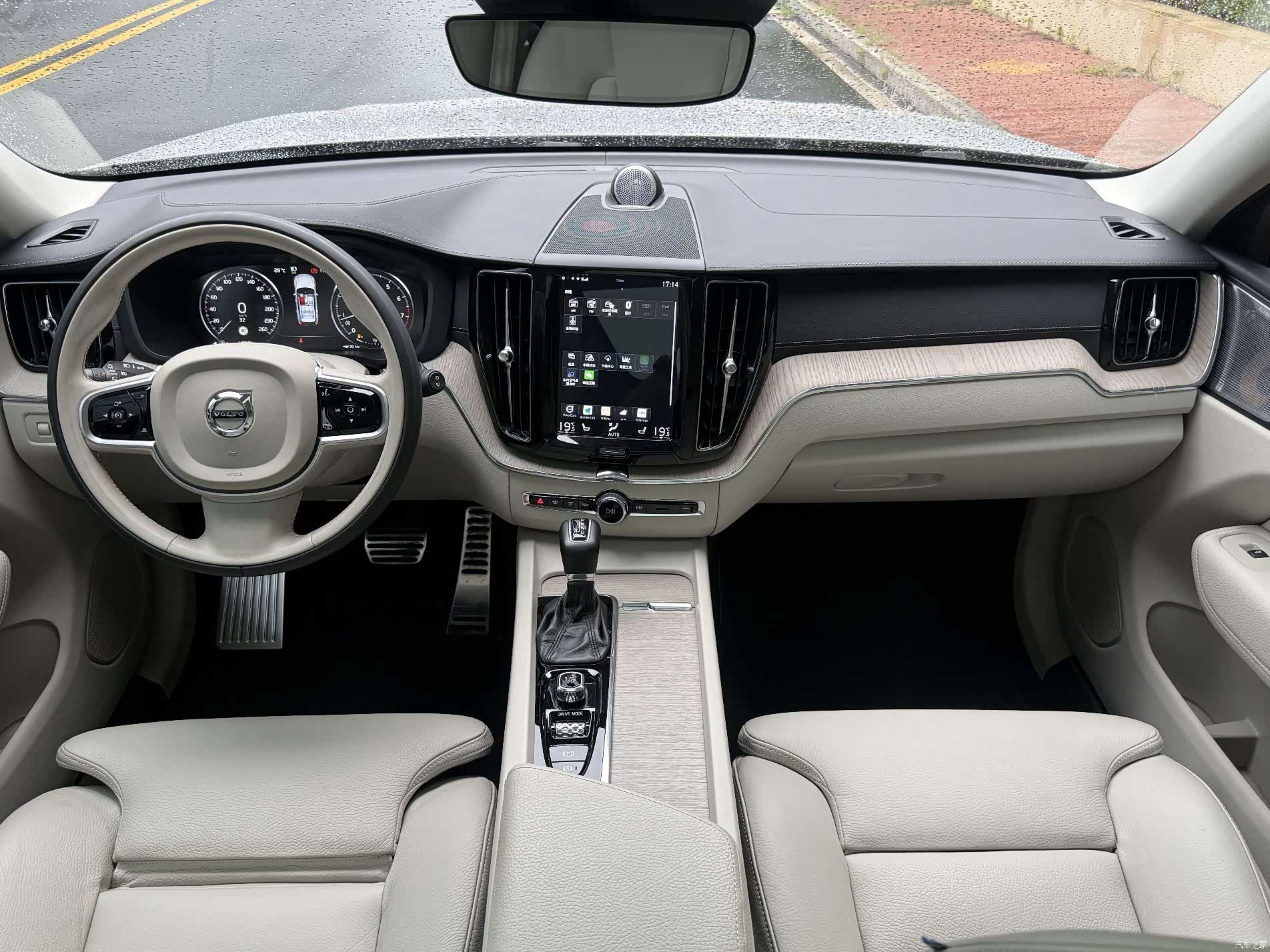 Volvo XC60, 2018 4