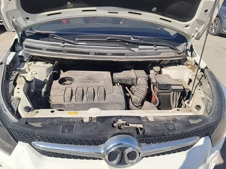 BAIC Senova X25 2017 1.5L АКПП jing ying dao hang ban