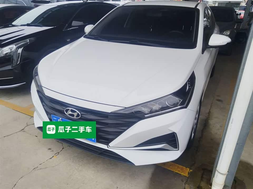 Hyundai Accept