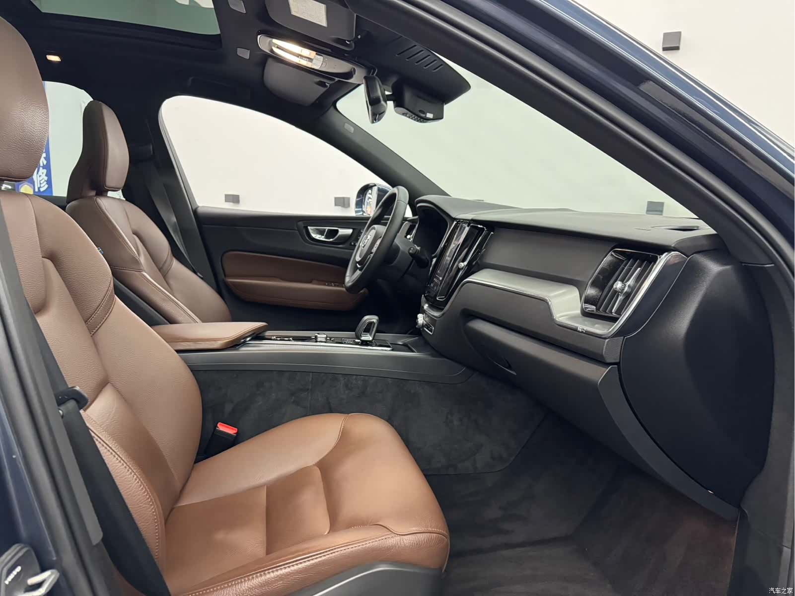 Volvo XC60, 2023 10