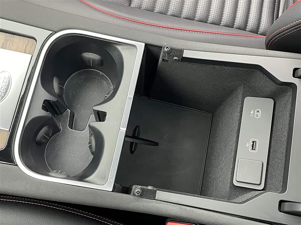 Land Rover Discover sports