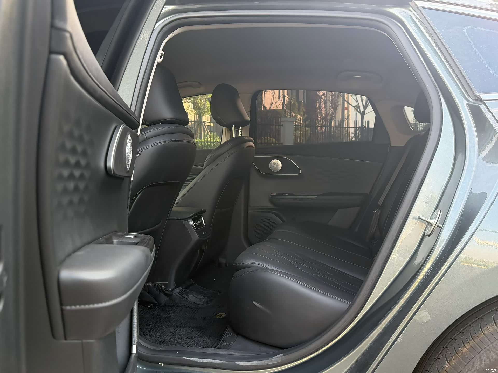 Chery A8L, 2025 все фото