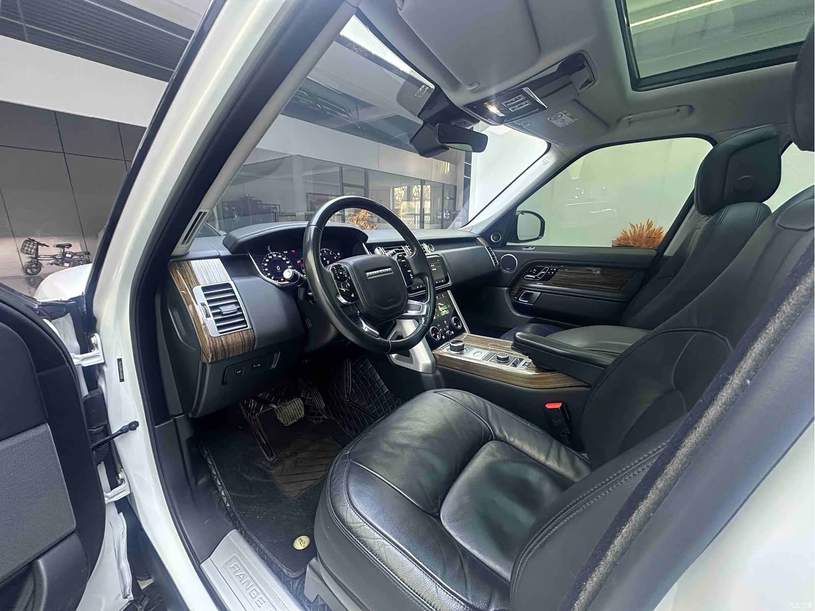 Land Rover Range Rover, 2018 9
