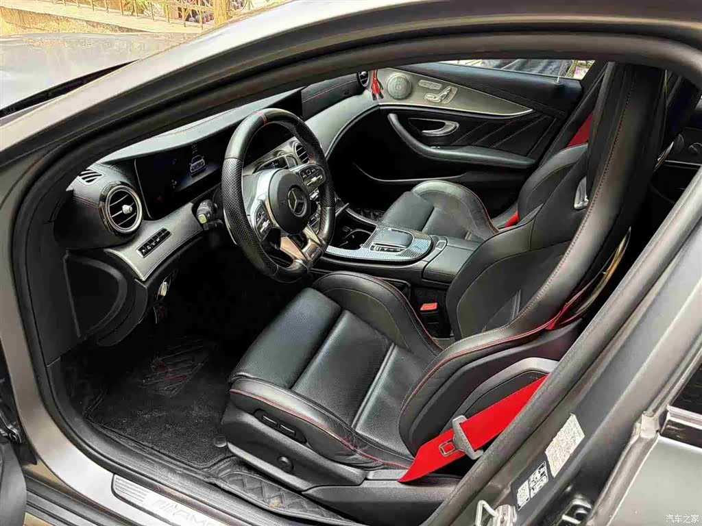 Mercedes-Benz E-Class, 2019 12