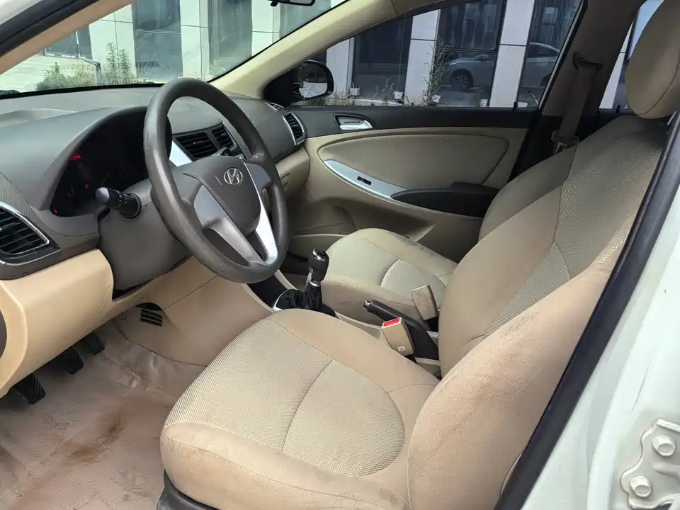 Hyundai Rena