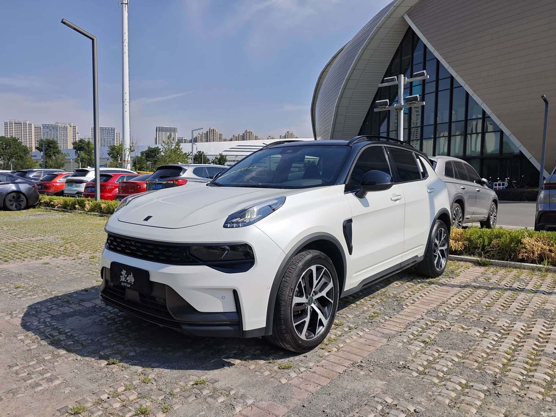Lynk & Co 01, 2021 1
