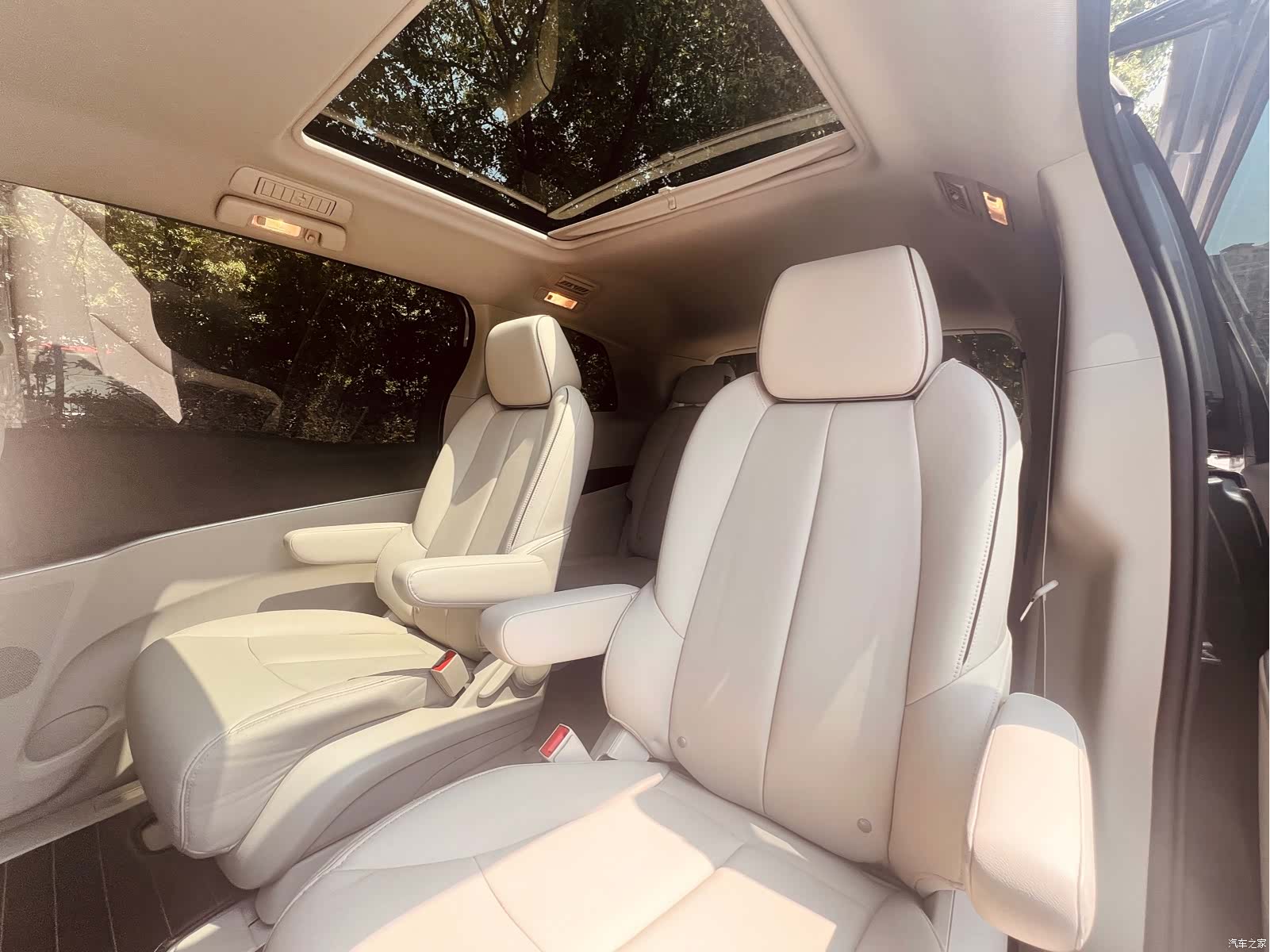 Buick GL8, 2020 15