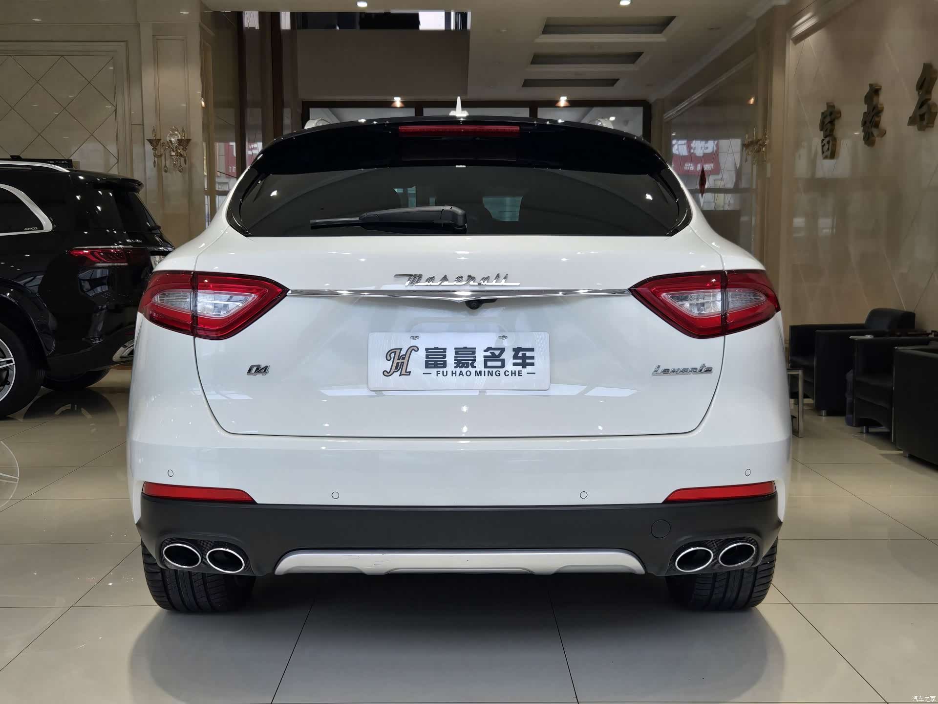 Maserati Levante, 2018 все фото